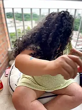 Show webcam de CurlyMilf_Vannexxxa