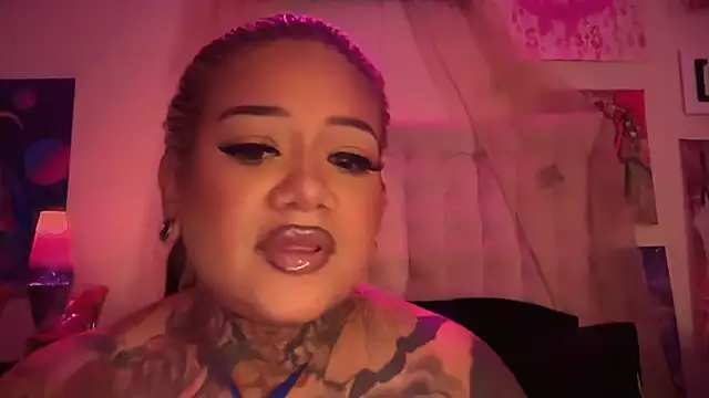 AveryLeeLane's Webcam Show