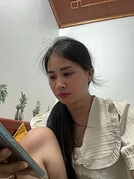 LittleSun_ Adlı Modelin Canlı XXX Sohbeti