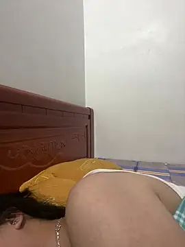 LittleSun_ Adlı Modelin Canlı XXX Sohbeti