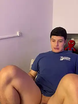 Goldenknight33 Webcam-Show