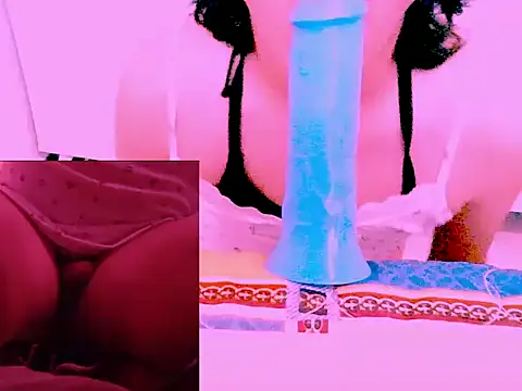 Nanii_OwO Webcam Show