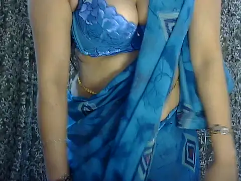 Exotic_tanvi webkamerás műsora
