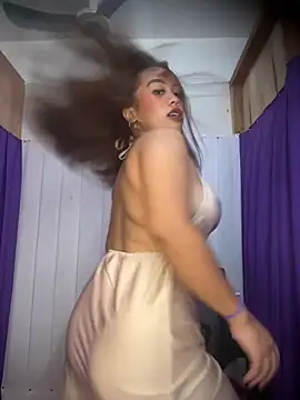 Lovely_apple19 Show Webcam