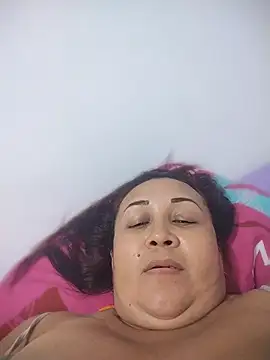 Chat +18 de Nini_Love_ ao vivo