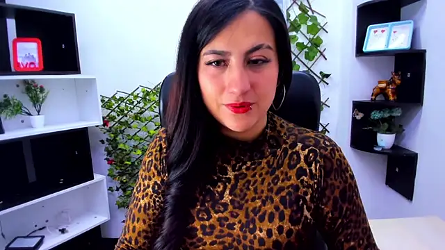sophi_hardd_'s Live XXX Chat