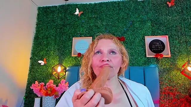 Evangelyne_rose Webcam show