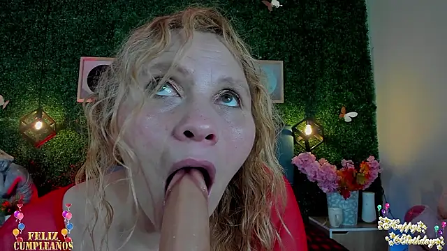 Evangelyne_rose's Webcam Show