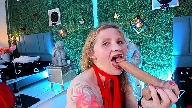 Evangelyne_rose Pertunjukan Webcam