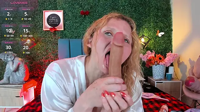 Pertunjukan Kamera Web Evangelyne_rose