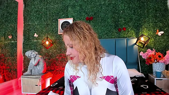 Evangelyne_rose Adlı Modelin Web Kamerası Şovu