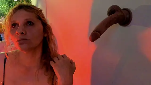 Show modela Evangelyne_rose na web-kameri