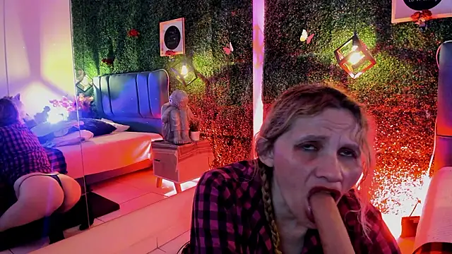 Evangelyne_rose webcam show