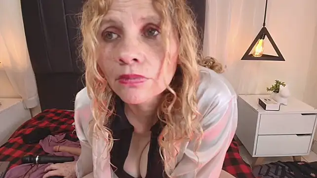 Czat XXX na żywo – Evangelyne_rose
