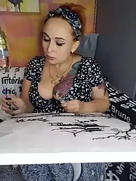 Very_sly_fox's Live XXX Chat