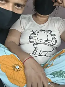 couplegk71 Show in webcam