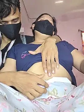 couplegk71's Live XXX Chat