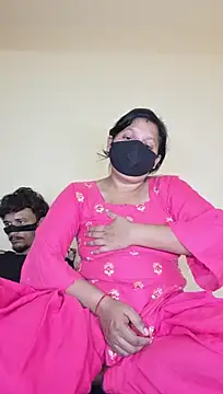 couplegk71 Live XXX Chat