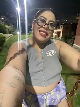 Mia_Carters লাইভ XXX চ্যাট