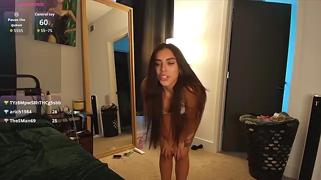 MilaSeren webcam show