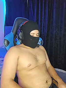 michael_iron Show in webcam