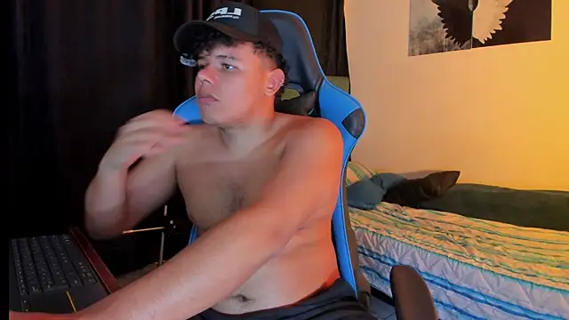 michael_iron's Webcam Show