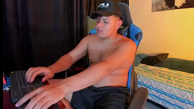michael_iron webkamerás műsora