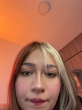 Daniela_ruizz's Webcam Show