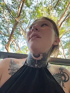 Pokazy przed kamerką – FionaMurr