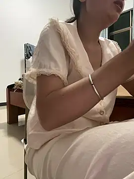 cmvoo's Live XXX Chat