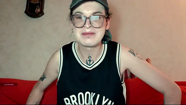 Show modela Steve_q na web-kameri