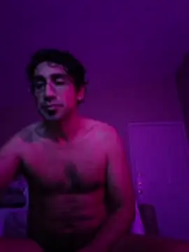 Živá chatovací místnost _Ramone666
