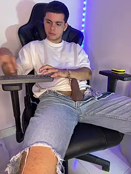 Liam_Mateo's Webcam Show