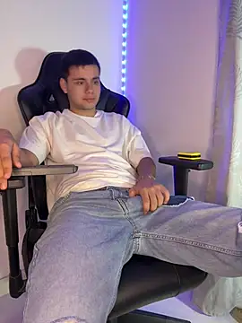 Živý XXX chat Liam_Mateo