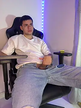 Liam_Mateo Adlı Modelin Web Kamerası Şovu