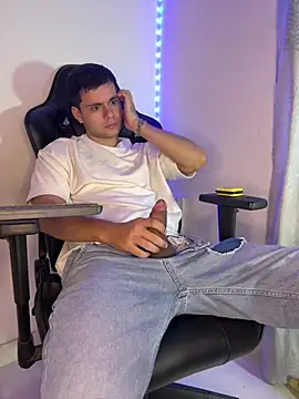 Liam_Mateo Webcam show