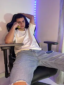 XXX chat uživo modela Liam_Mateo