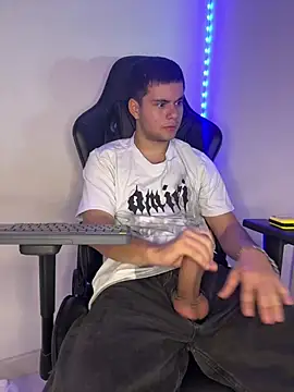 عرض كام Liam_Mateo