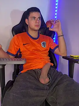Liam_Mateo Adlı Modelin Web Kamerası Şovu