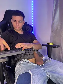 Liam_Mateo Pertunjukan Webcam