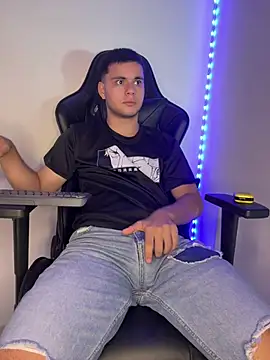 Liam_Mateo Adlı Modelin Web Kamerası Şovu
