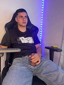 Liam_Mateo's Webcam Show