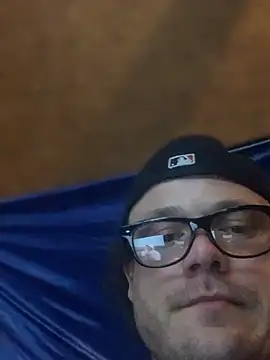 Ldnick69's Webcam Show