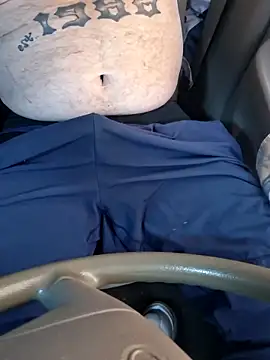 Ldnick69's Webcam Show
