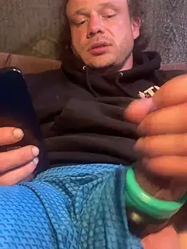 Ldnick69's Webcam Show