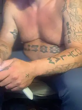 Ldnick69 Show in webcam
