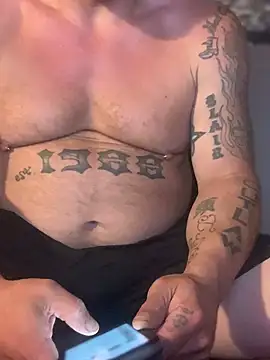 Ldnick69 Show in webcam
