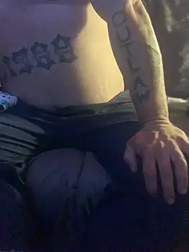 Ldnick69's Webcam Show