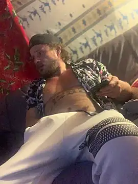 Ldnick69 Show in webcam