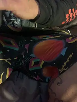Ldnick69 Show in webcam
